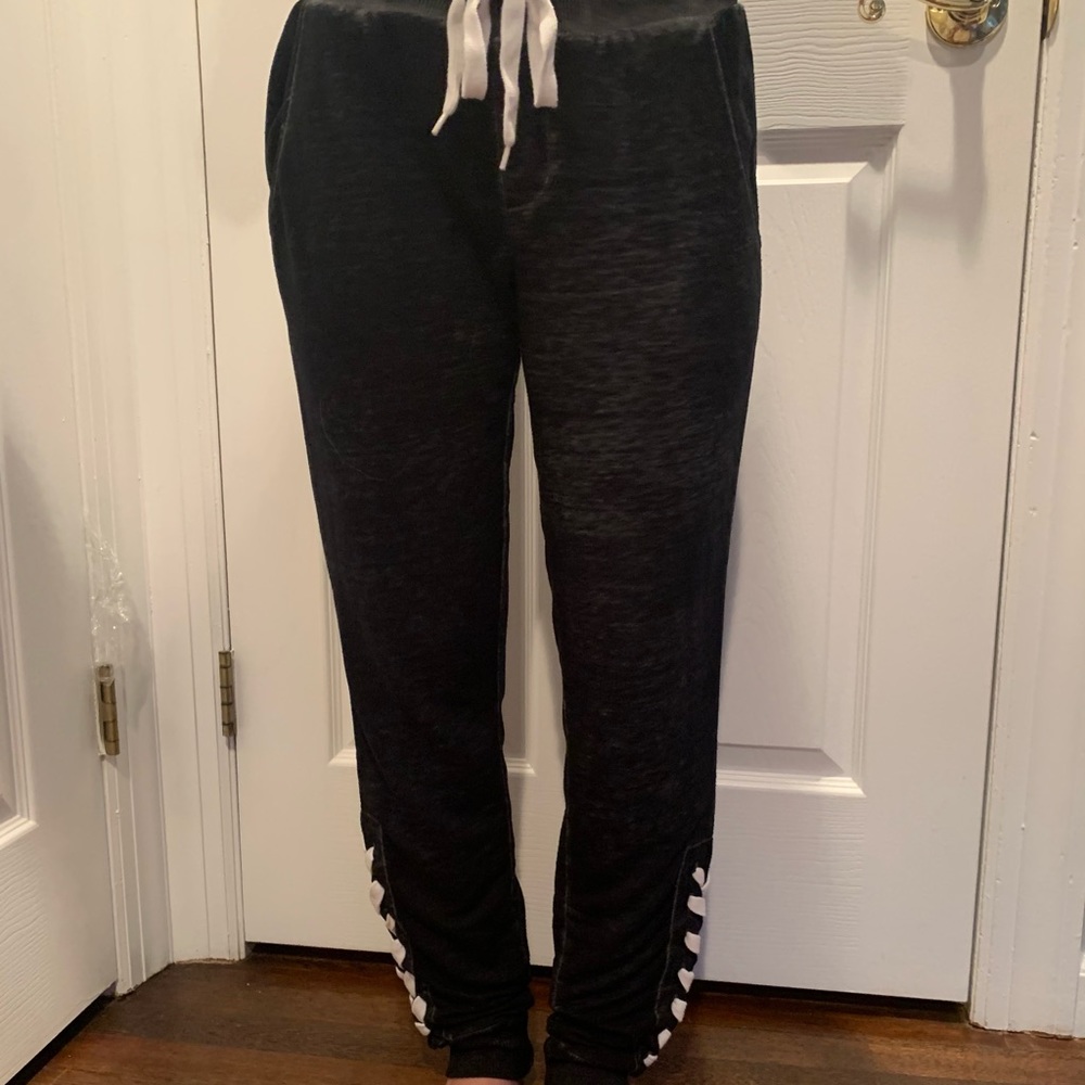 Women’s Dark Gray sweatpants size M